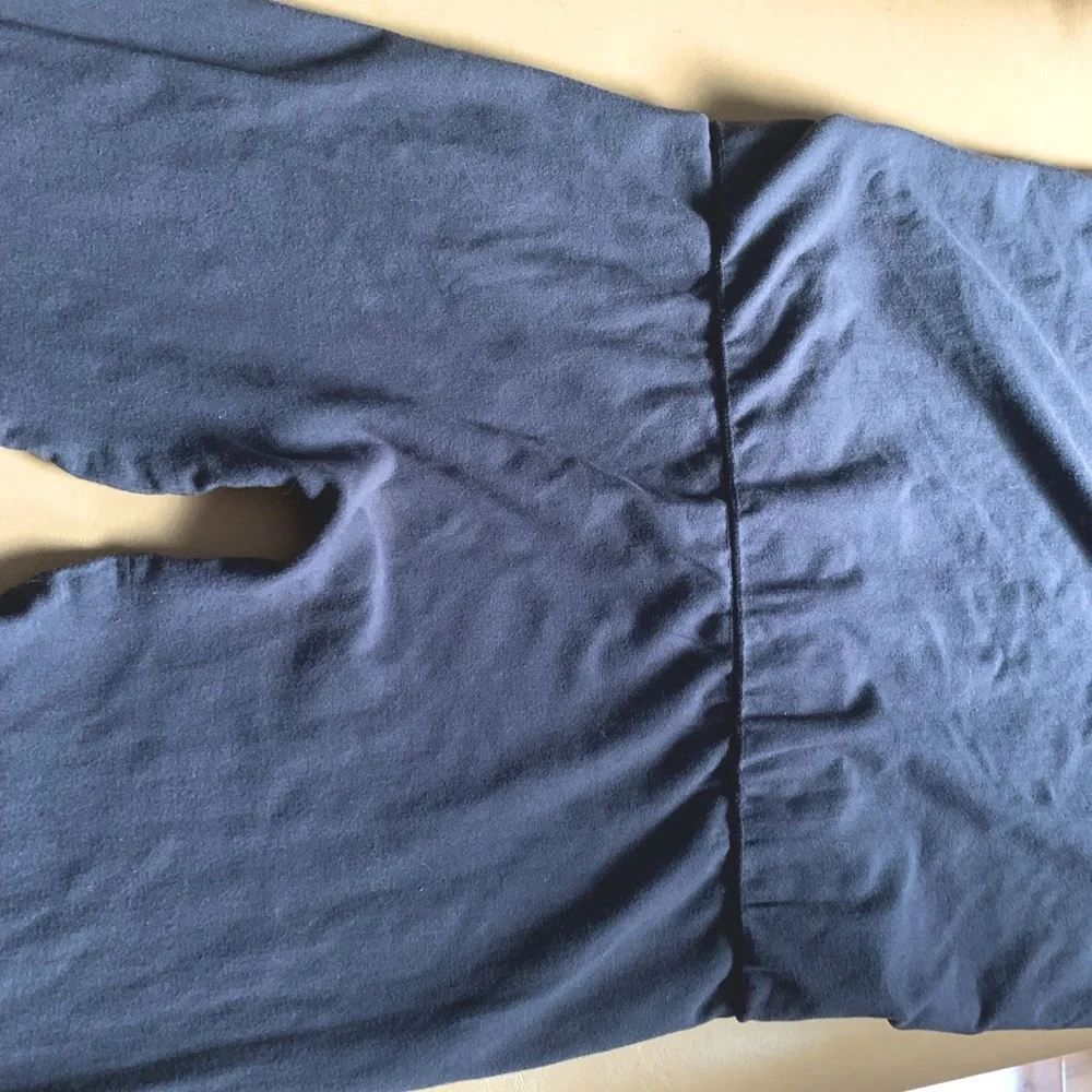 M.Rena 2 pairs. Full Length Seamless Skirted Leggings. Dark grey & black. - Picture 9 of 10